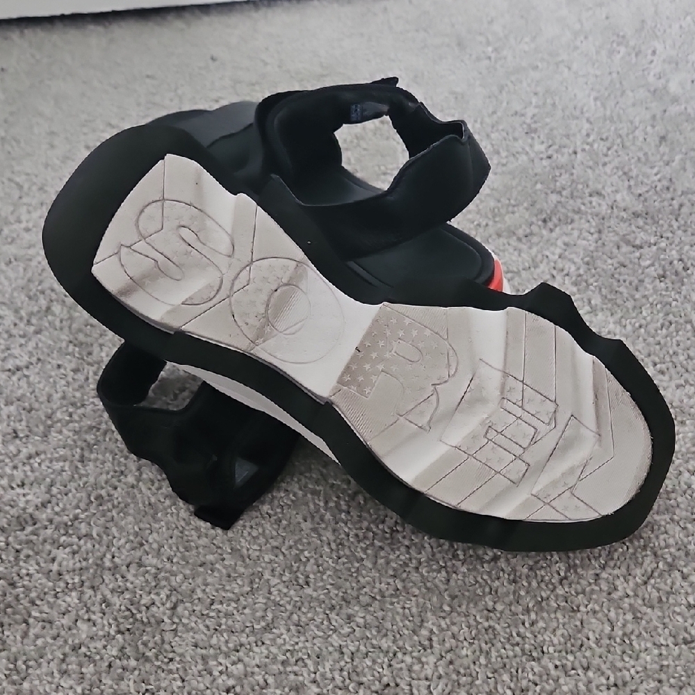 Sorel Black and White Women's Sandals - Picture 5 of 5